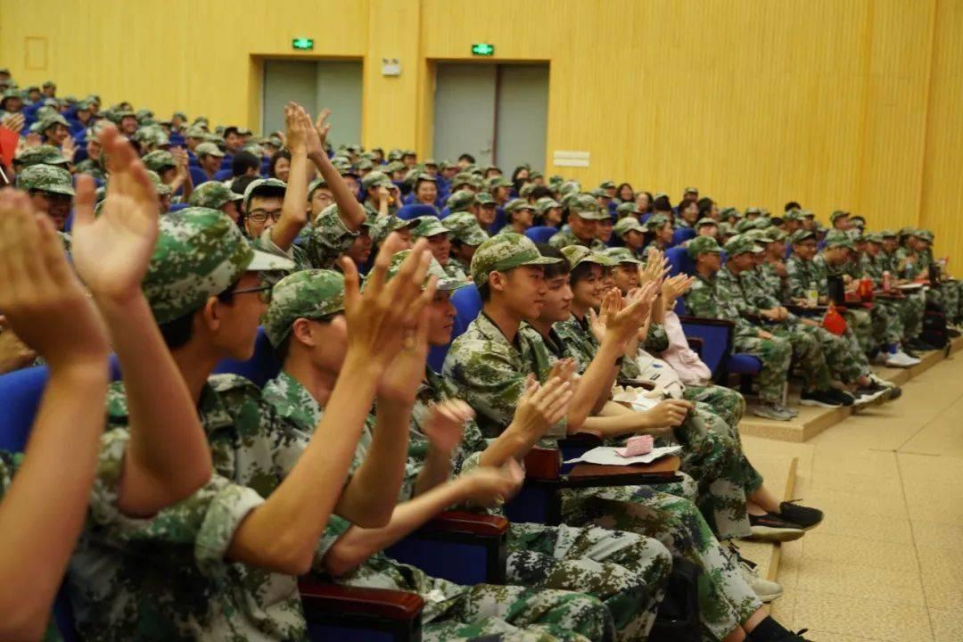 上班族最害怕什么呢?-智能问答网页,解答您的疑惑